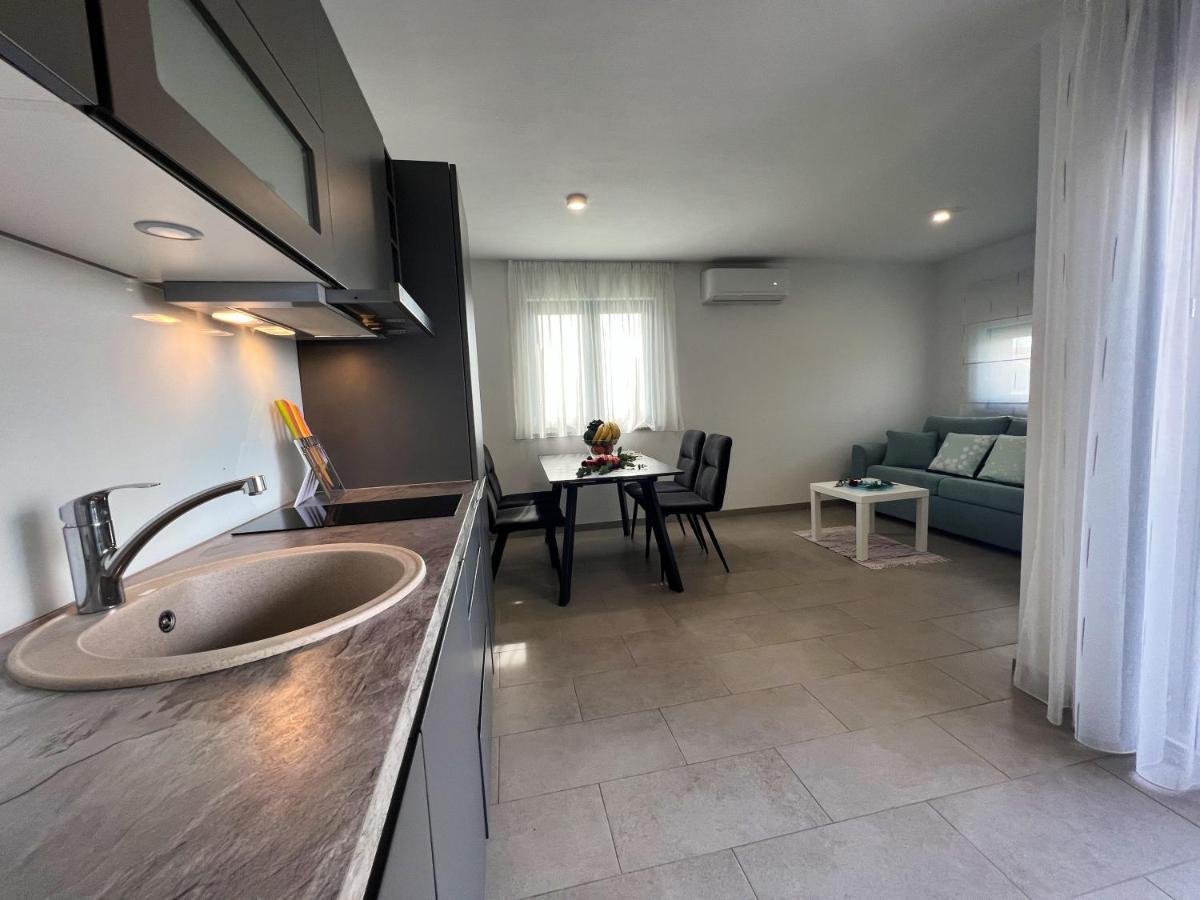 Apartments Dream House Zaton Zaton  Ngoại thất bức ảnh